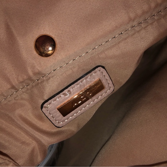 Bag - Picture 7 of 15